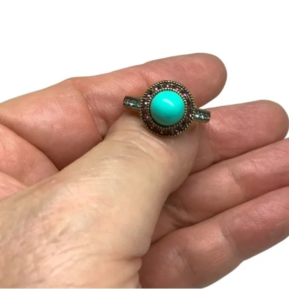 Heidi Daus faux Turquoise Swarovski crystal ring - Picture 2 of 5